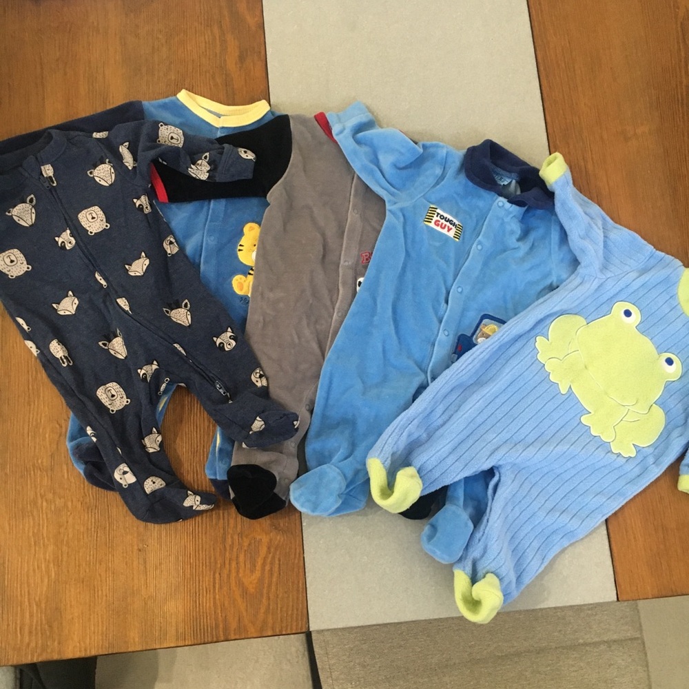 Bundle of 6 baby boy pajama 0-3 months